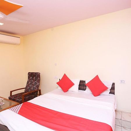 Oyo 37533 Hotel Ashirwad Jabalpur Esterno foto
