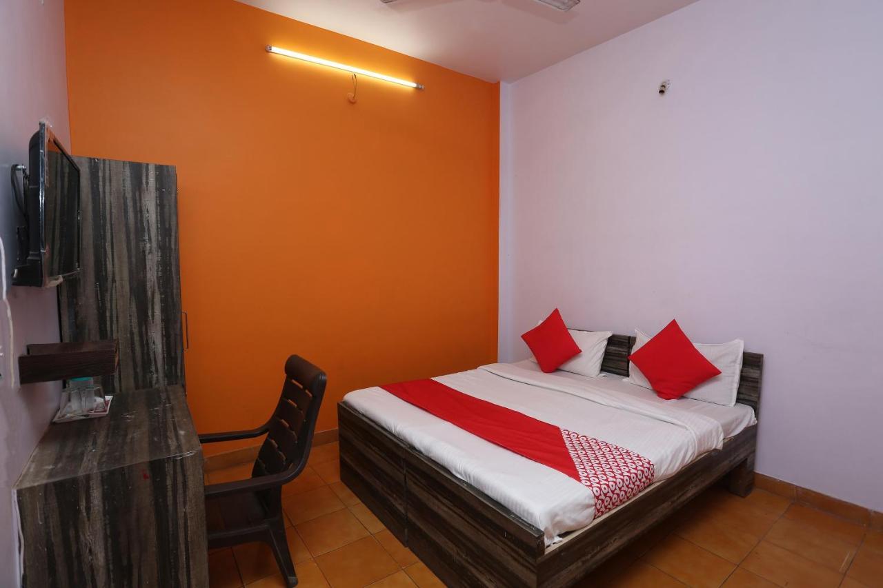 Oyo 37533 Hotel Ashirwad Jabalpur Esterno foto