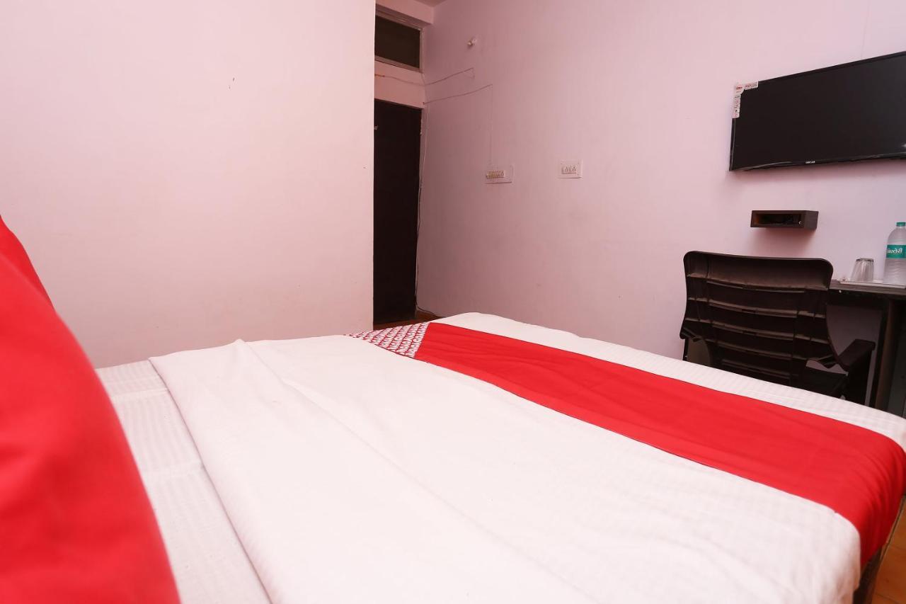 Oyo 37533 Hotel Ashirwad Jabalpur Esterno foto