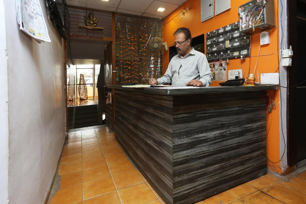 Oyo 37533 Hotel Ashirwad Jabalpur Esterno foto