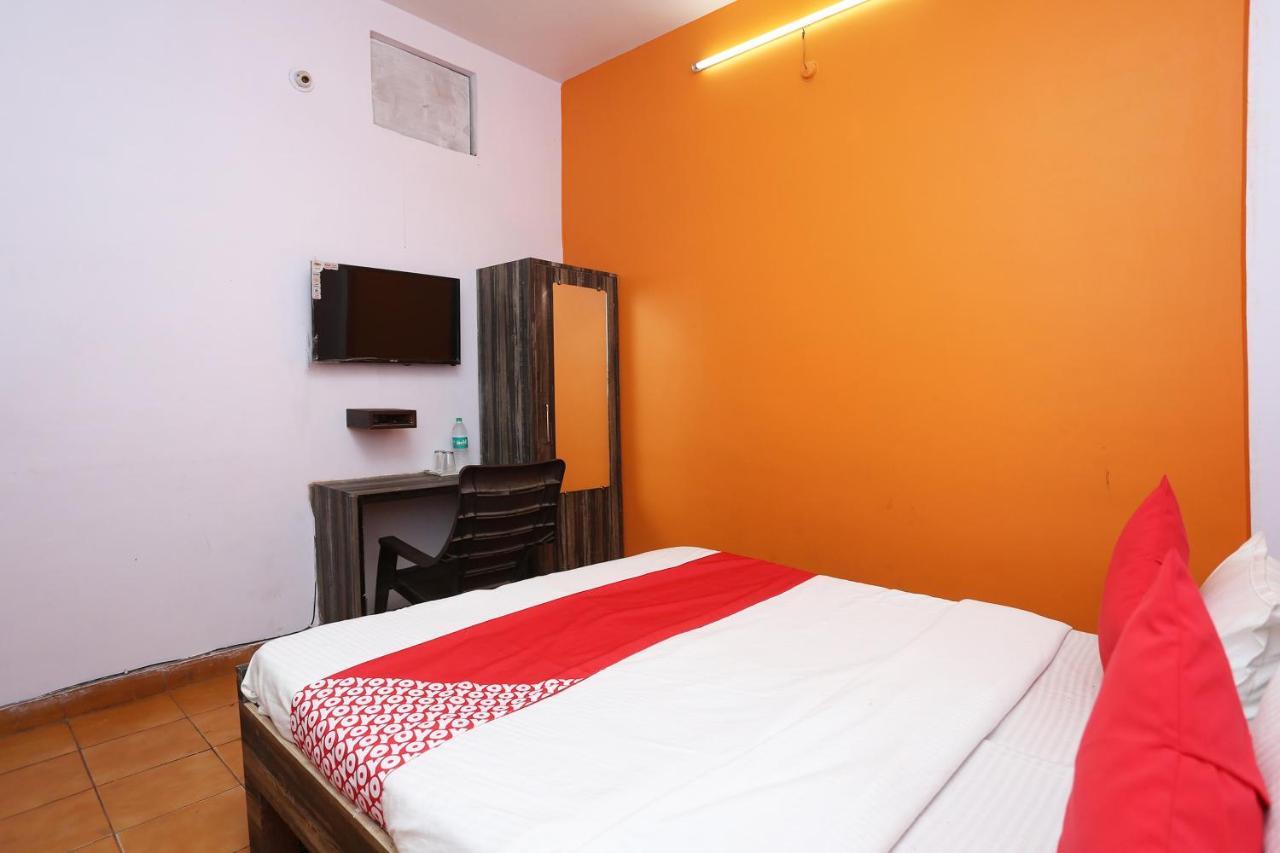 Oyo 37533 Hotel Ashirwad Jabalpur Esterno foto