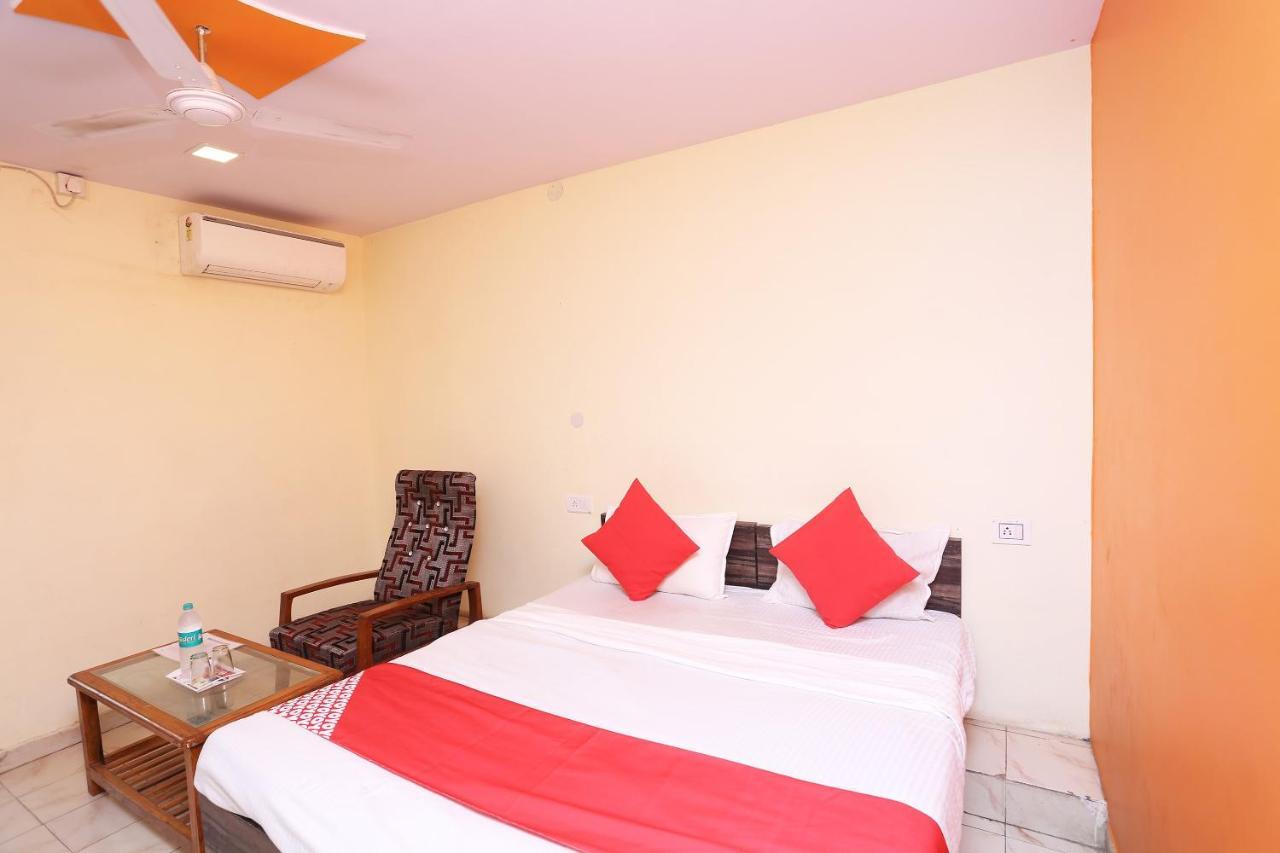 Oyo 37533 Hotel Ashirwad Jabalpur Esterno foto